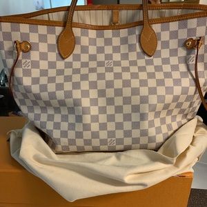 Louis Vuitton white checkered MM neverfull bag